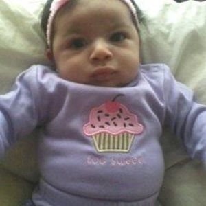 Meet your Posher, Adrianne